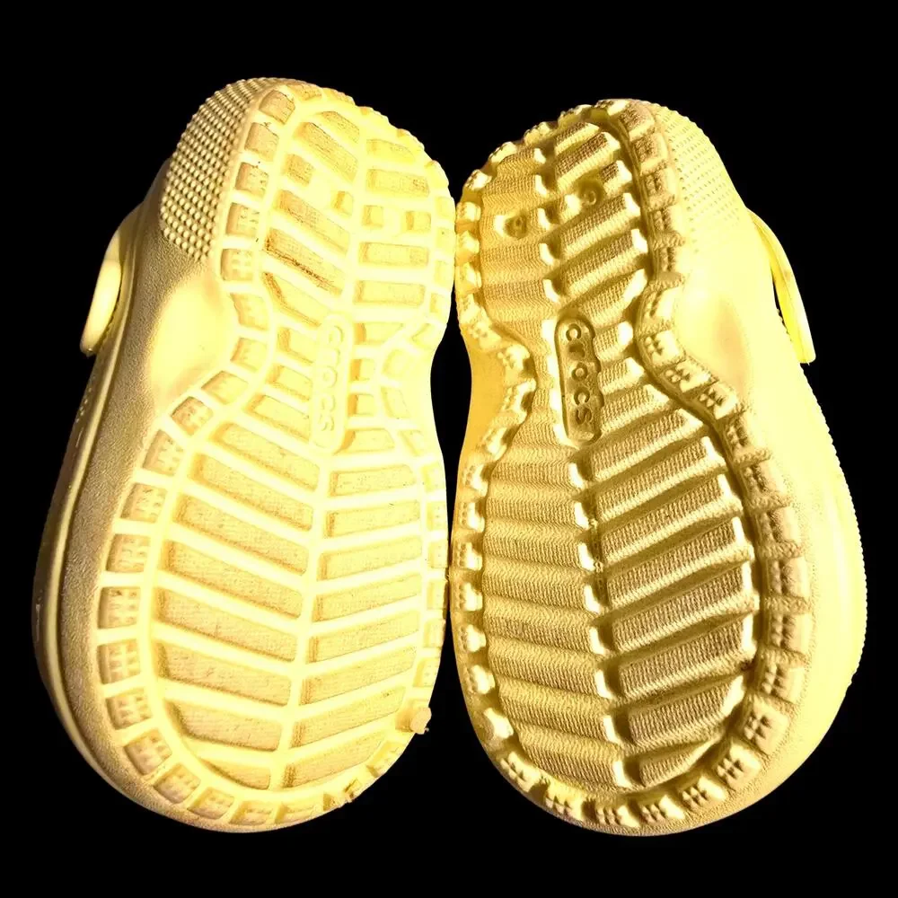 Crocs Baby Infant Fleece Lined Slip on Clogs w/ m & m Jibitz Yellow, Size C5
